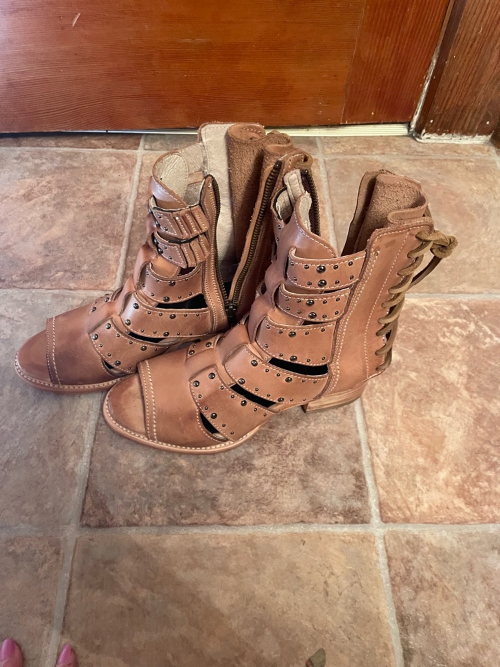 NWOT GHOST Boots by FREEBIRD  Sz 7 Natural - Picture 9 of 9